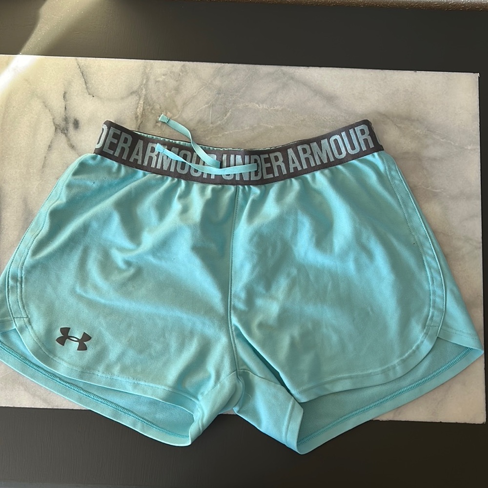 Size small under armor shorts